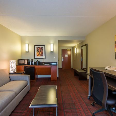 Holiday Inn Express Hotel & Suites Auburn, An Ihg Hotel Exterior photo